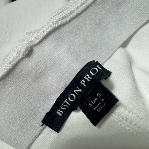 Pants too! Boston Proper Ivory Coast Cropped Chic Coordinates outfit - Picture 7 of 7